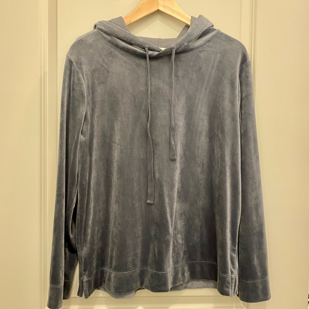 LOFT Women’s Grey Velour Pullover Hoodie | Size Medium